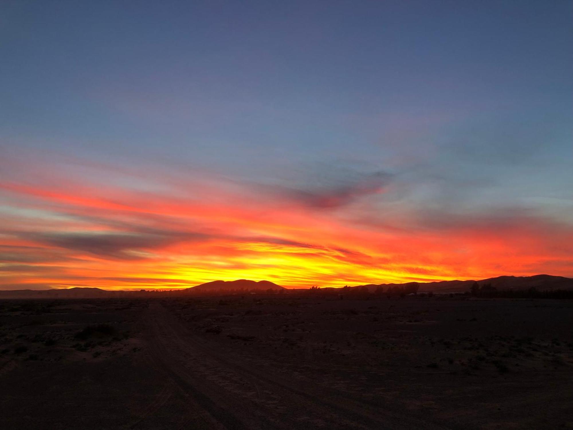 Bivouac Le Petit Prince Merzouga Bagian luar foto